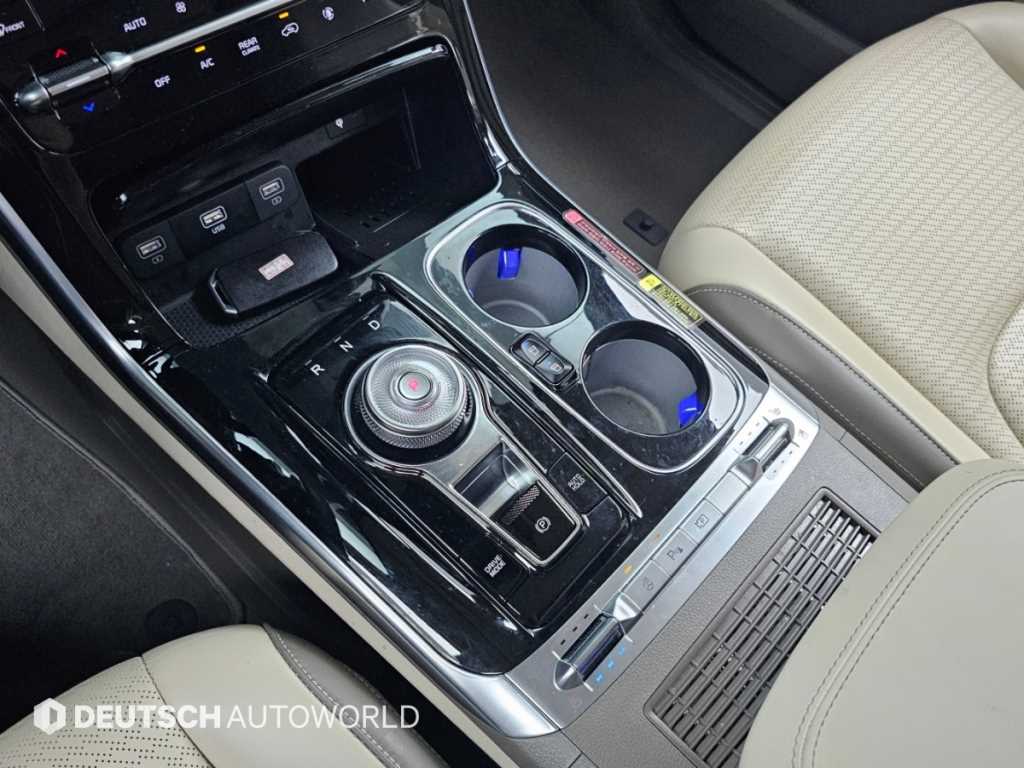Kia Carnival — photo 09