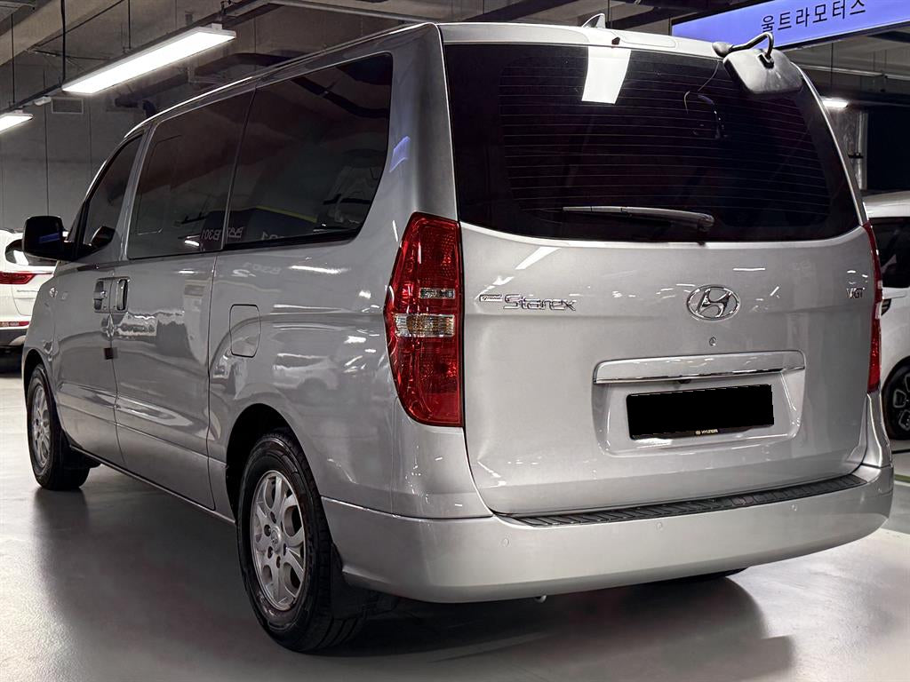 Hyundai Starex — photo 04