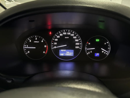 Hyundai Starex — photo 10
