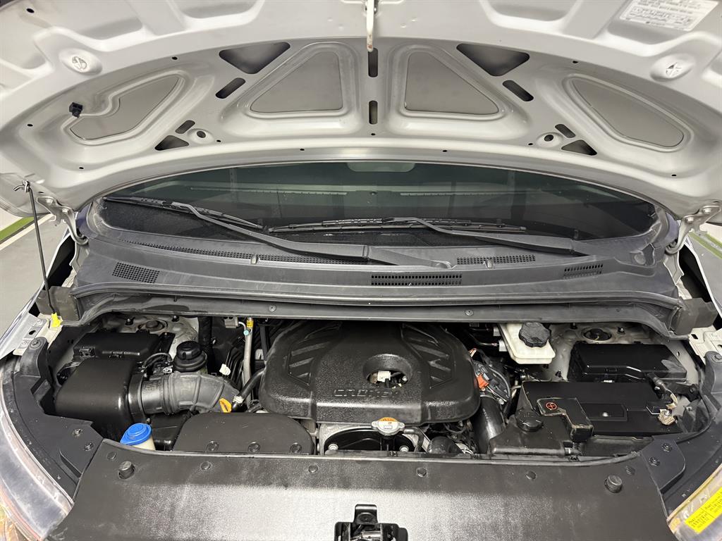 Hyundai Starex — photo 16