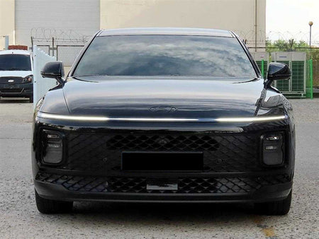 Hyundai Grandeur — photo 01