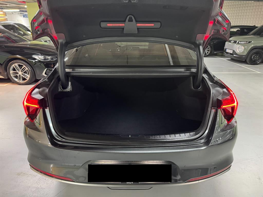 Kia K8 — photo 07