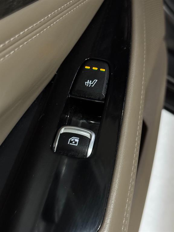 Kia K8 — photo 18