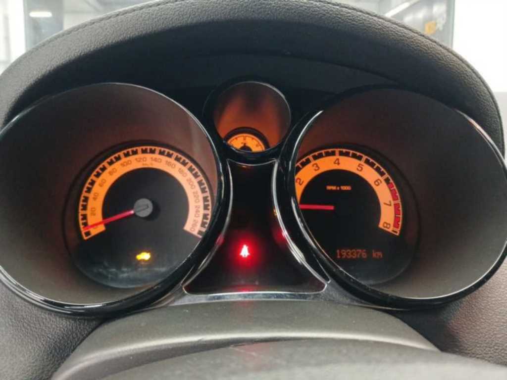 CHEVROLET G2X — photo 06