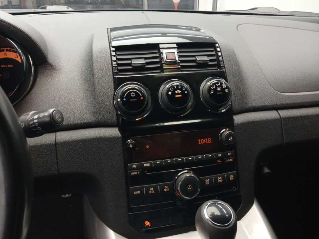 CHEVROLET G2X — photo 10