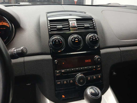 CHEVROLET G2X — photo 10