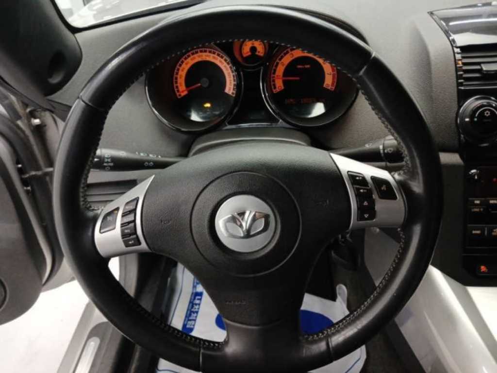 CHEVROLET G2X — photo 12