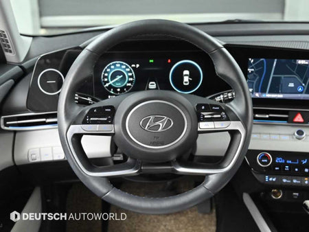 Hyundai Avante — photo 13