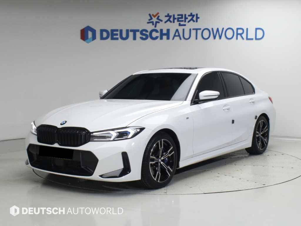 BMW 3-Series — photo 01