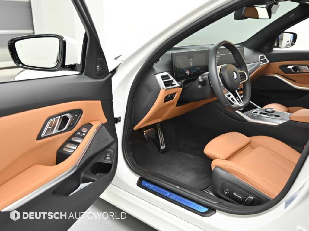 BMW 3-Series — photo 11
