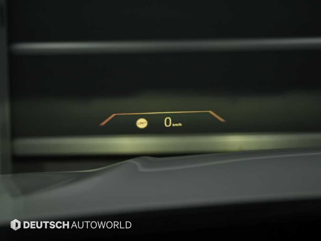 BMW 3-Series — photo 17