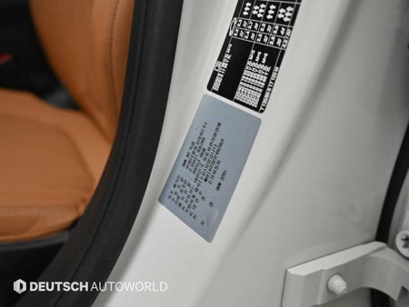BMW 3-Series — photo 20