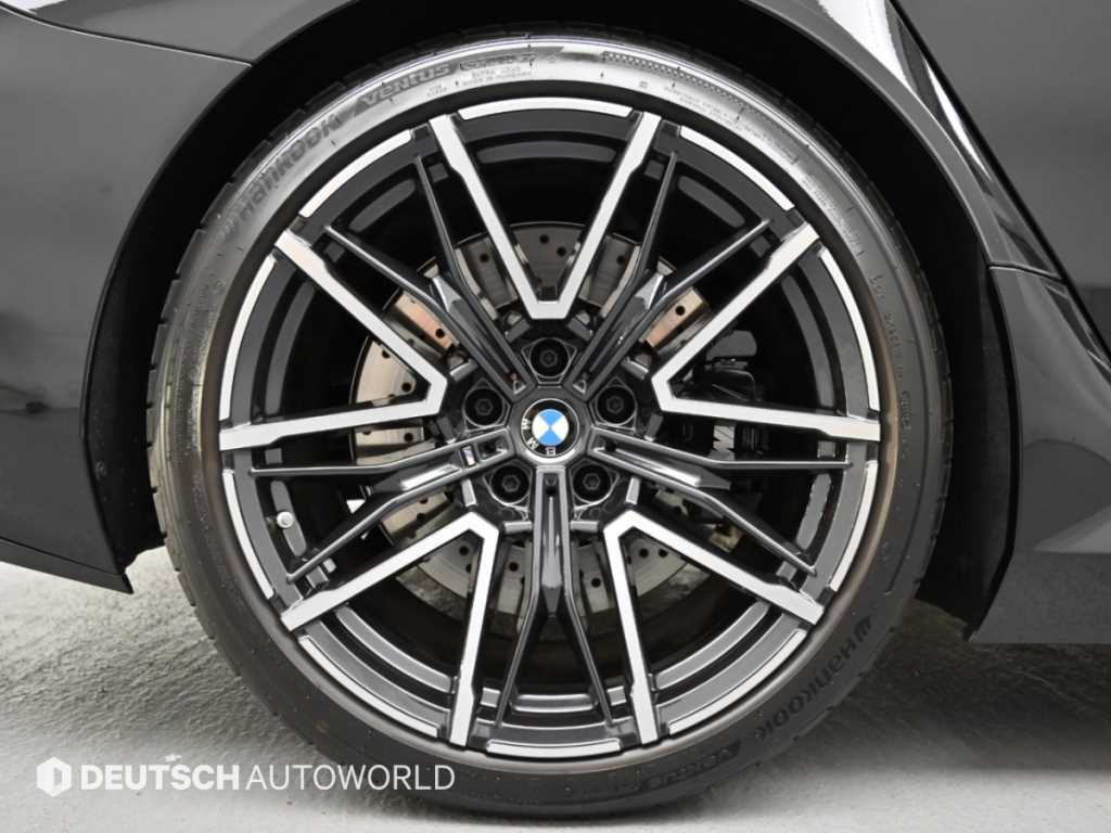 BMW M5 — photo 05