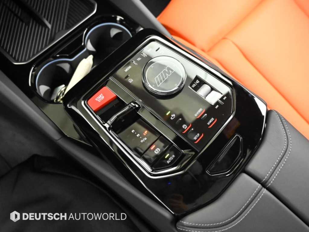 BMW M5 — photo 09