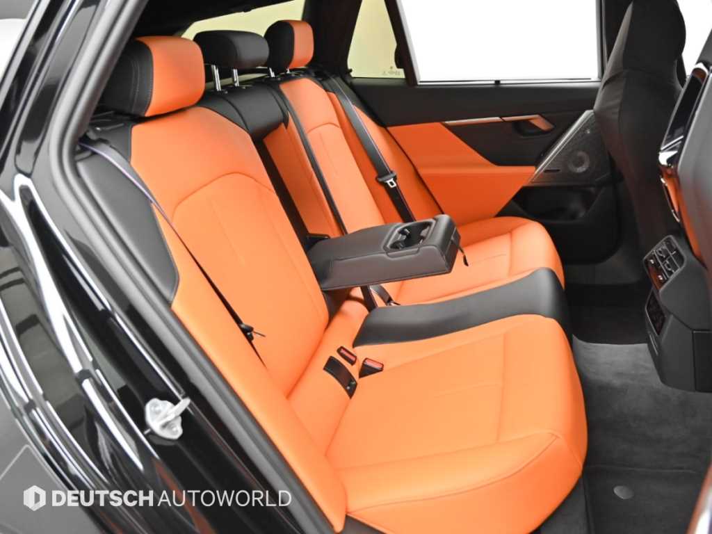 BMW M5 — photo 12