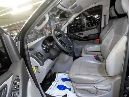 Hyundai Starex — photo 06