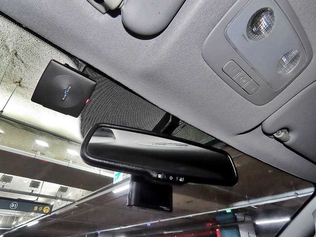 Hyundai Starex — photo 14