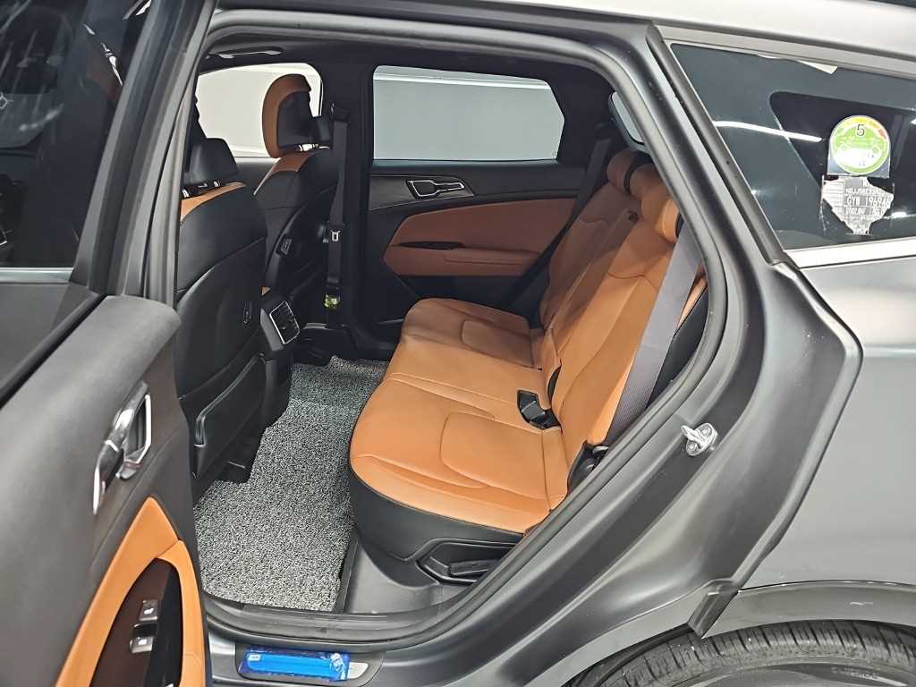 Kia Sportage — photo 12