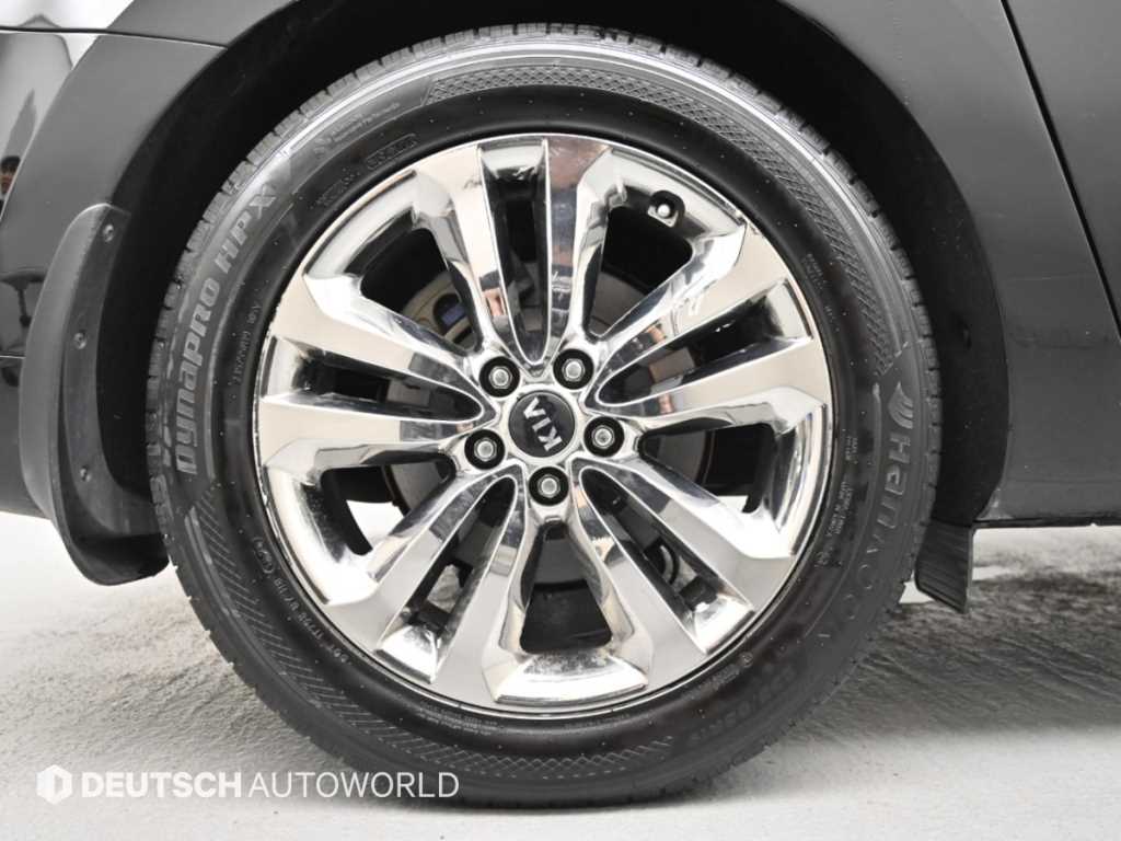 Kia Carnival — photo 05