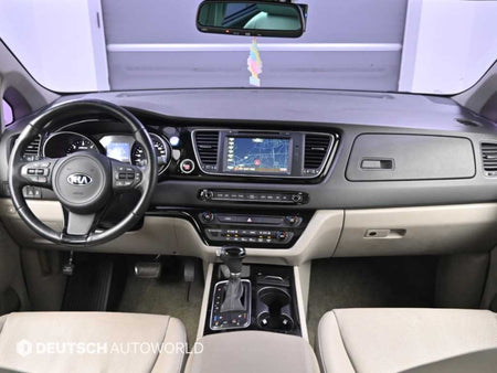 Kia Carnival — photo 07