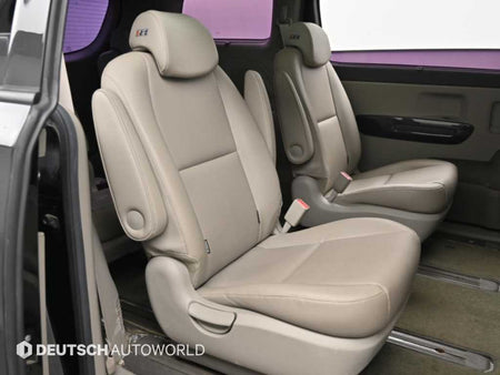 Kia Carnival — photo 12