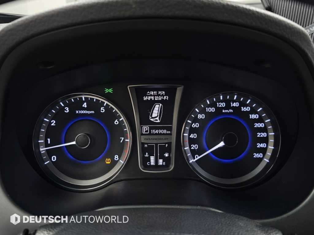 Hyundai Grandeur — photo 08
