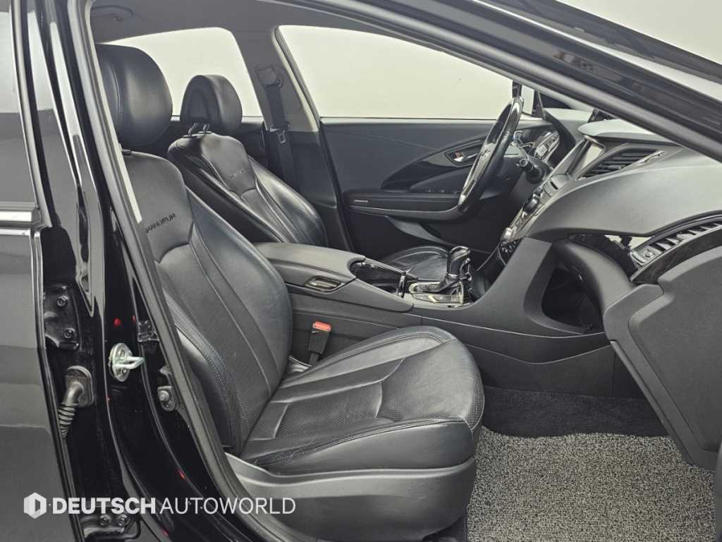 Hyundai Grandeur — photo 10