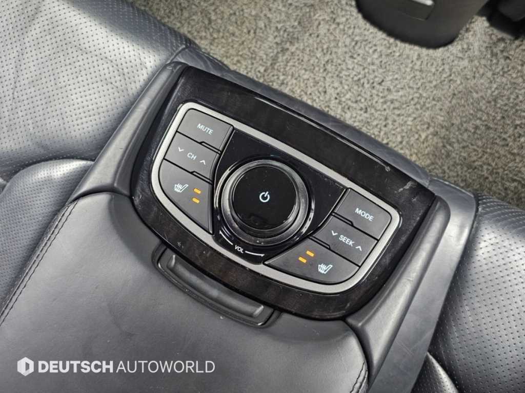 Hyundai Grandeur — photo 16