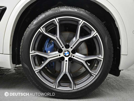 BMW X5 — photo 05