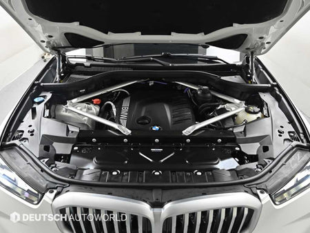 BMW X5 — photo 06