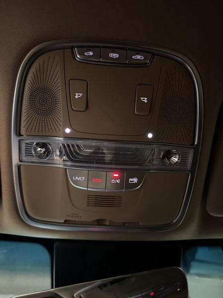 Kia K9 — photo 14