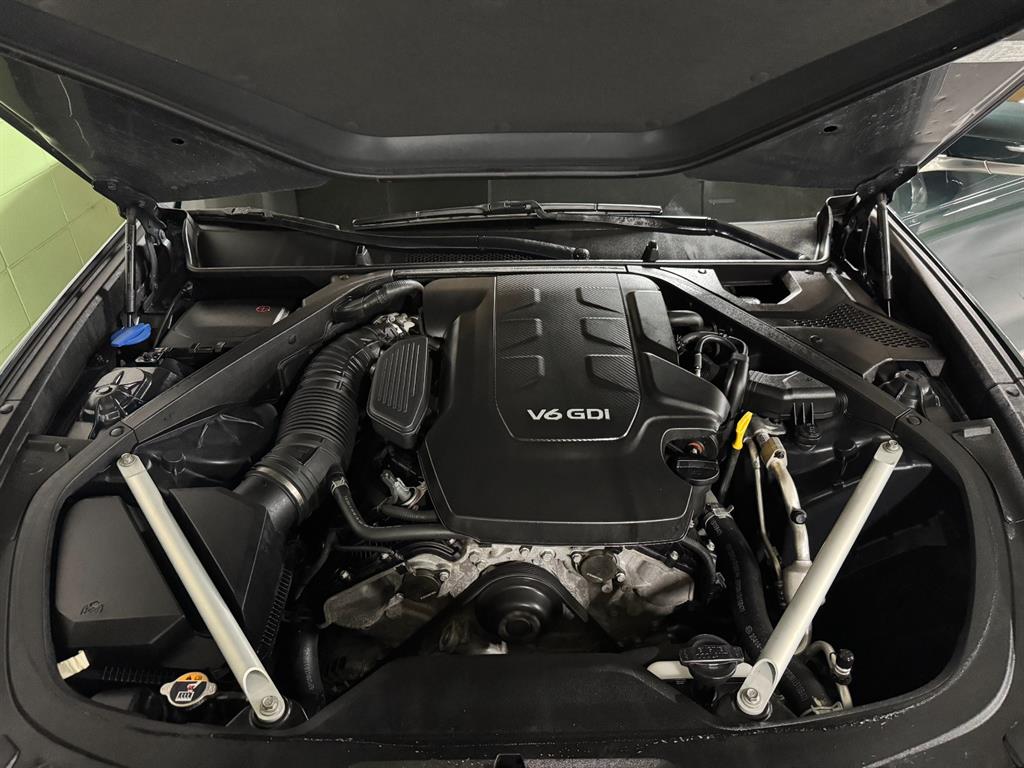 Kia K9 — photo 20