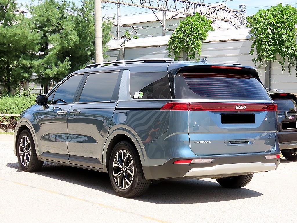 Kia Carnival — photo 03