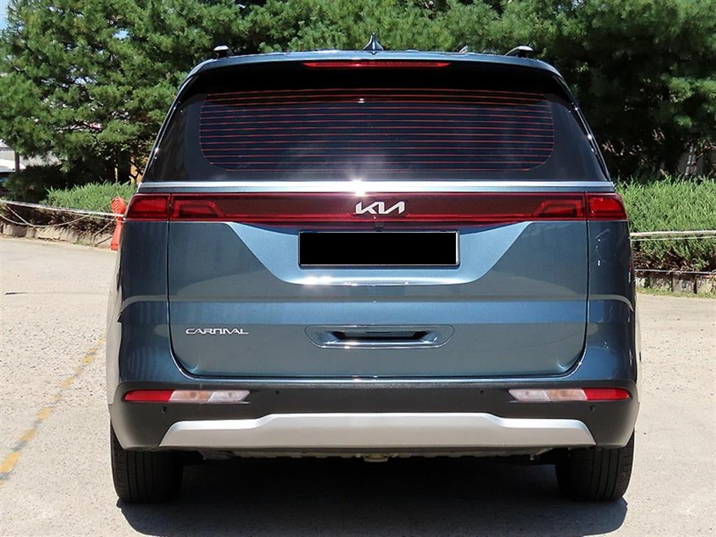 Kia Carnival — photo 04