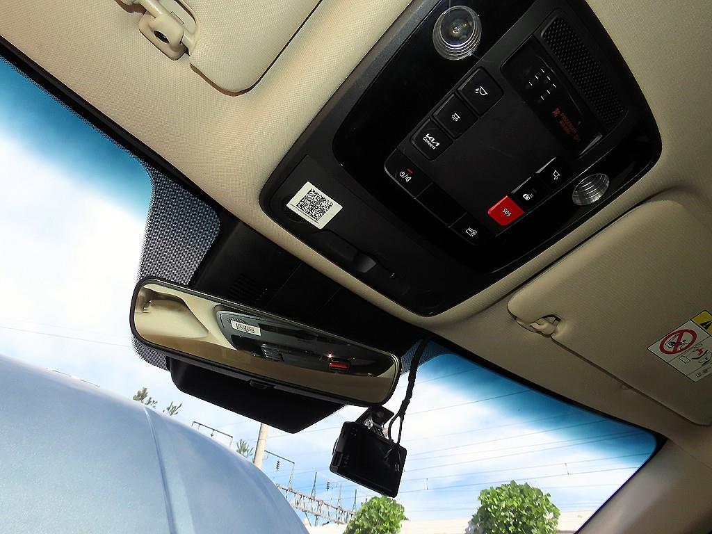 Kia Carnival — photo 16