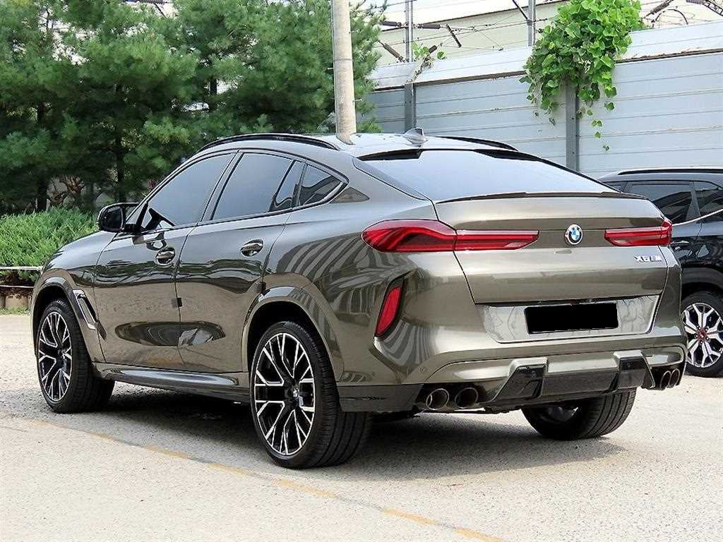 BMW X6M — photo 03