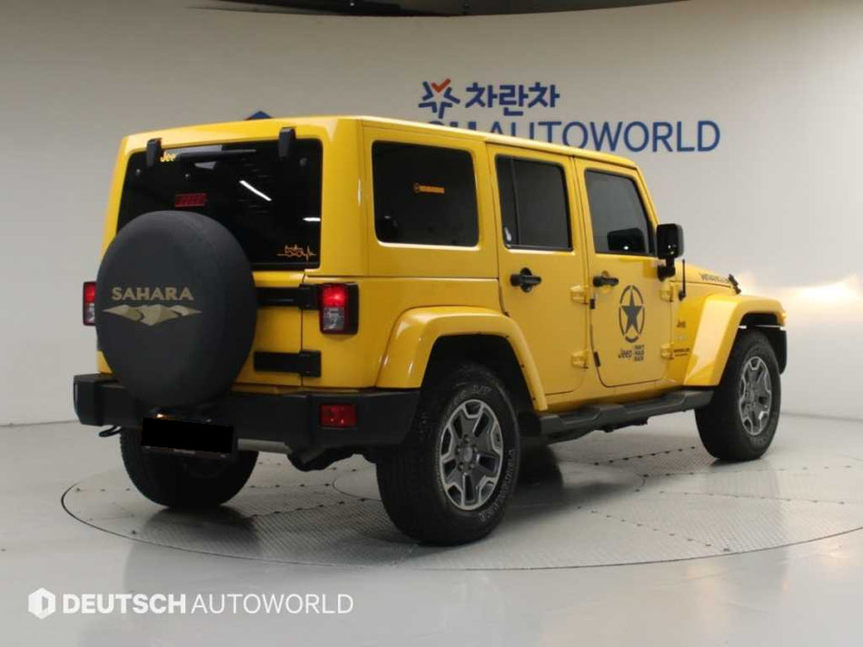 Jeep Wrangler — photo 02