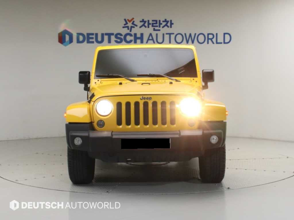 Jeep Wrangler — photo 03