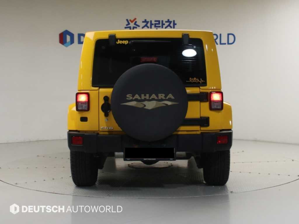 Jeep Wrangler — photo 04