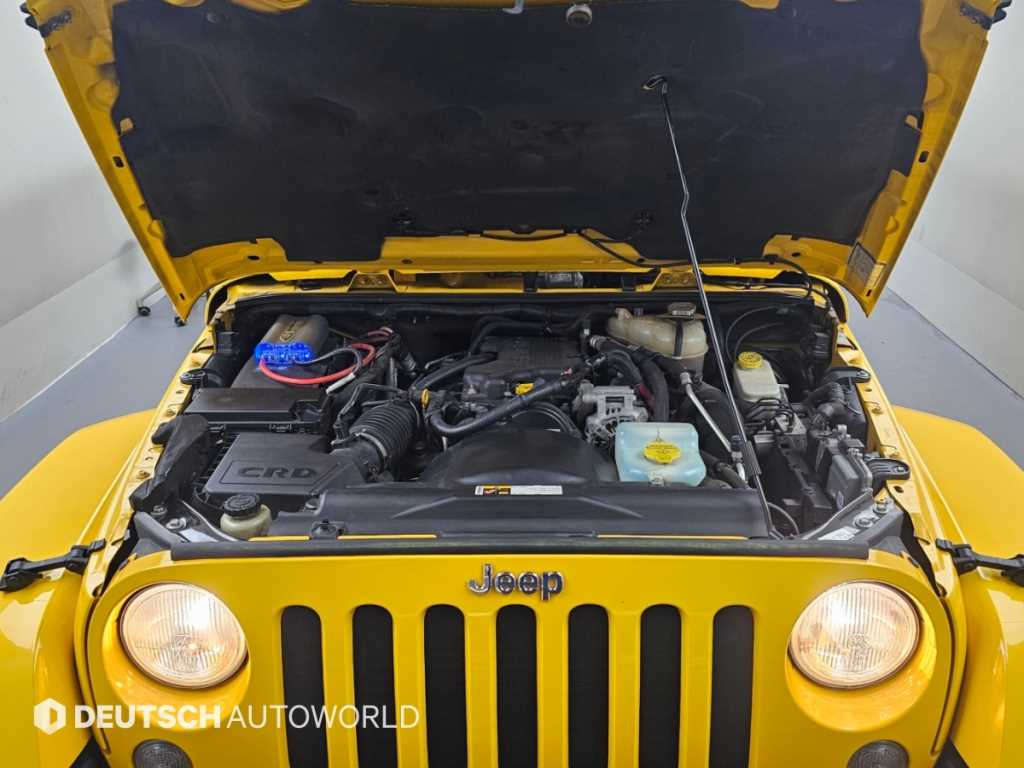 Jeep Wrangler — photo 06