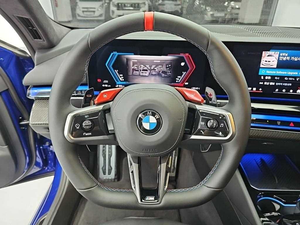 BMW M5 — photo 08