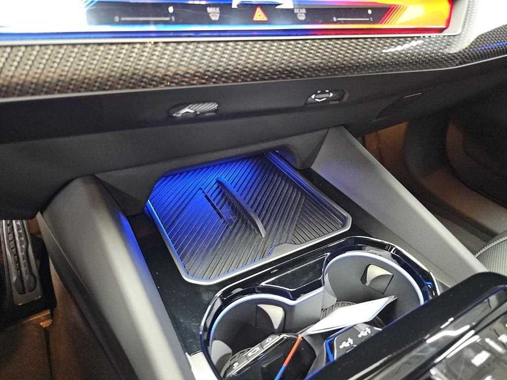 BMW M5 — photo 16