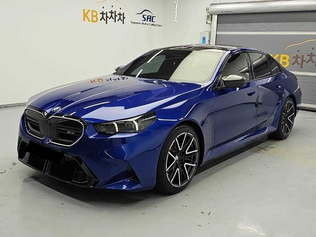 BMW M5 — photo 20