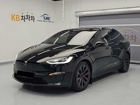 Tesla Model X — photo 01