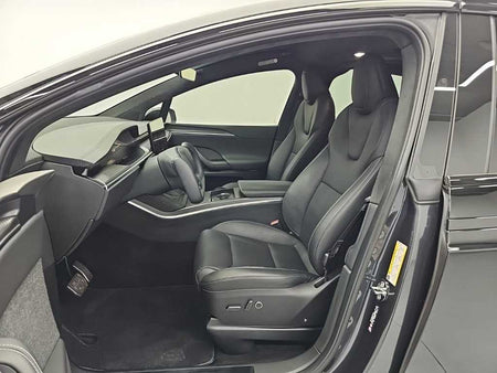 Tesla Model X — photo 11