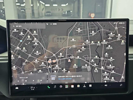 Tesla Model X — photo 15
