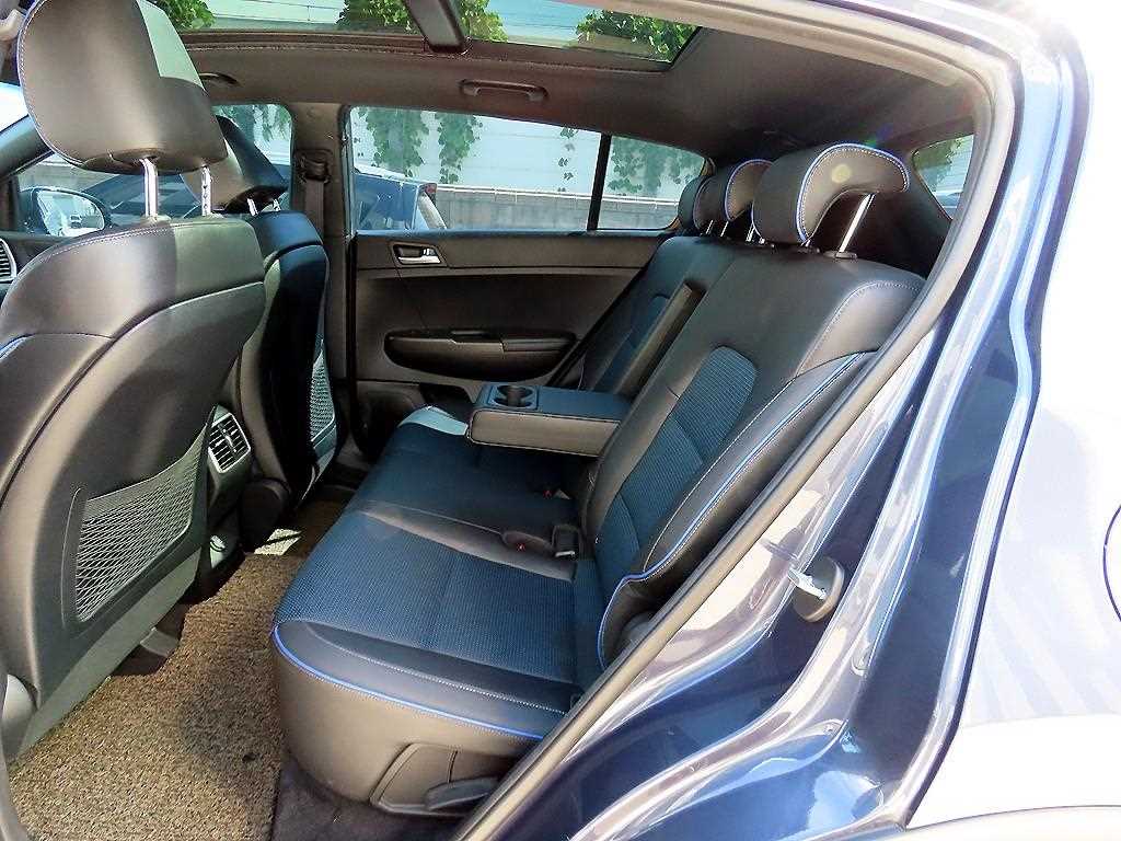 Kia Sportage — photo 06