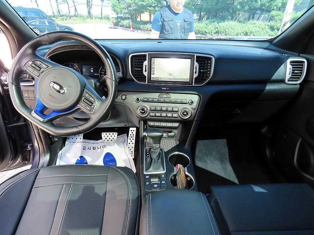 Kia Sportage — photo 07
