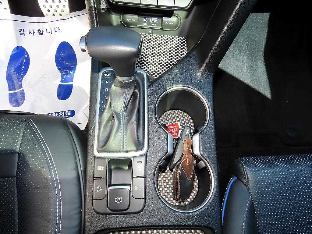 Kia Sportage — photo 10
