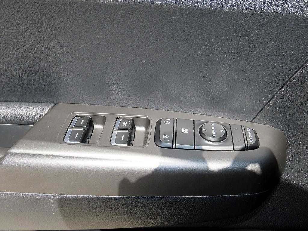 Kia Sportage — photo 11